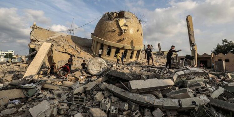 इजरायल ने गाज़ा पर ‘मौत की बारिश’ की: फॉस्फोरस बमों का उपयोग