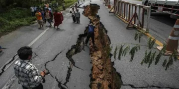 दिल्ली-एनसीआर में भूकंप के दो तेज झटके महसूस किए।