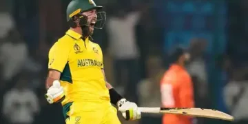 AUS vs AFG: ग्लेन मैक्सवेल ने खेली वर्ल्ड कप के इतिहास की सबसे खतरनाक पारी ।