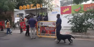 Bomb in Bangaluru Schools: Parents panic as 44 Bengaluru schools get bomb threats