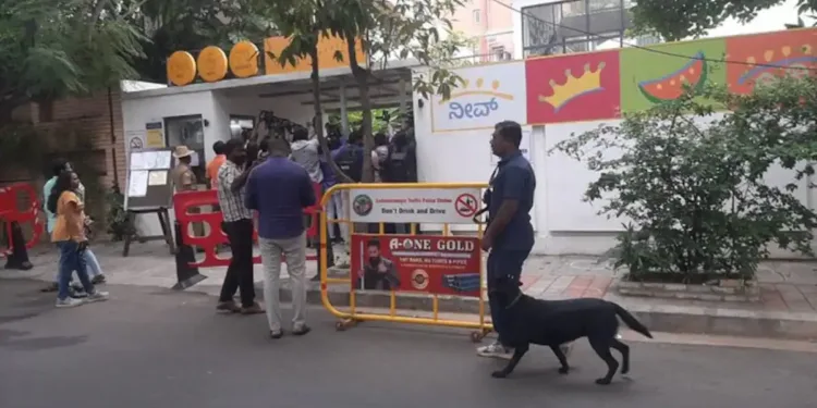 Bomb in Bangaluru Schools: Parents panic as 44 Bengaluru schools get bomb threats