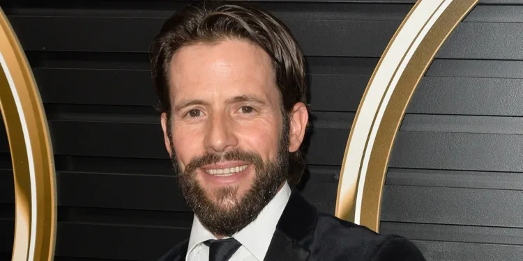 हॉलीवुड अभिनेता क्रिश्चियन ओलिवर की प्लेन क्रैश में मौत, दो बेटियों की भी जान गई